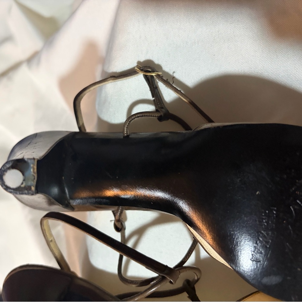 👠 Christian Dior Two-Tone Slingback Heels | Size 7.5 AA - Picture 12 of 13